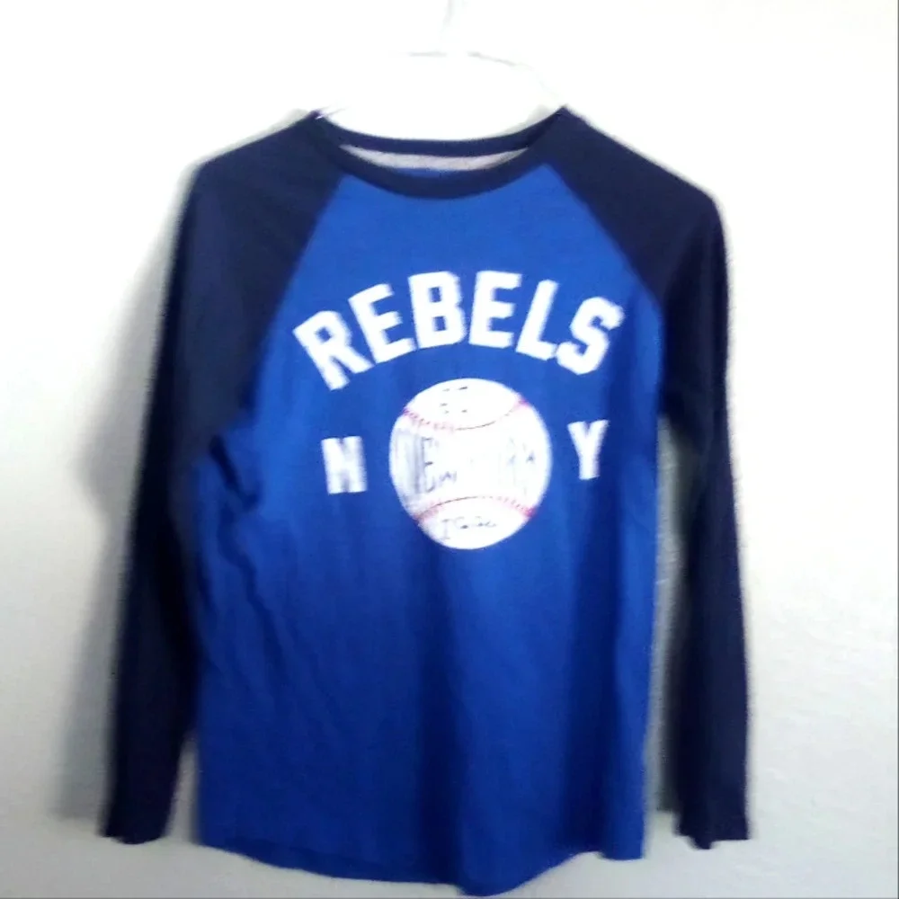 Old Navy t-shirt size 10/12 ( Bag X )